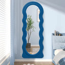 Wavy wall mirror