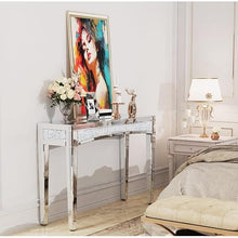 Bungalow Mercer – Mirrored Console Table with Crushed Diamond Detailing – Modern Glam Accent for Hallway & Entryway